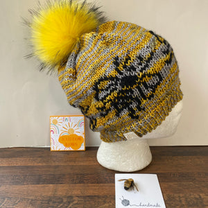 Save the Bees! Toque _ Knitting Pattern