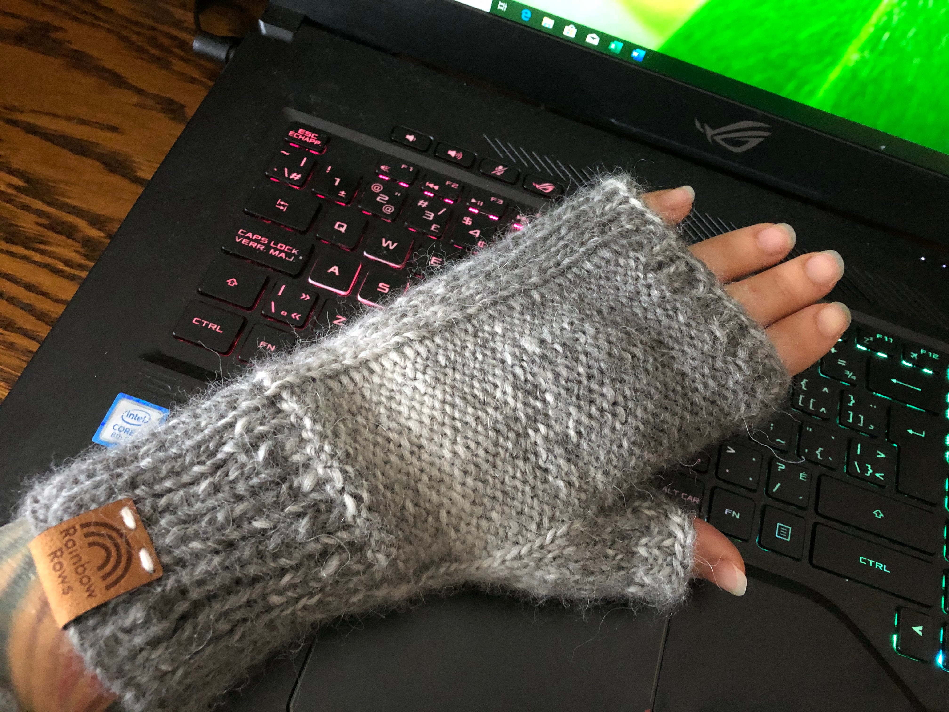 Fingerless Gloves