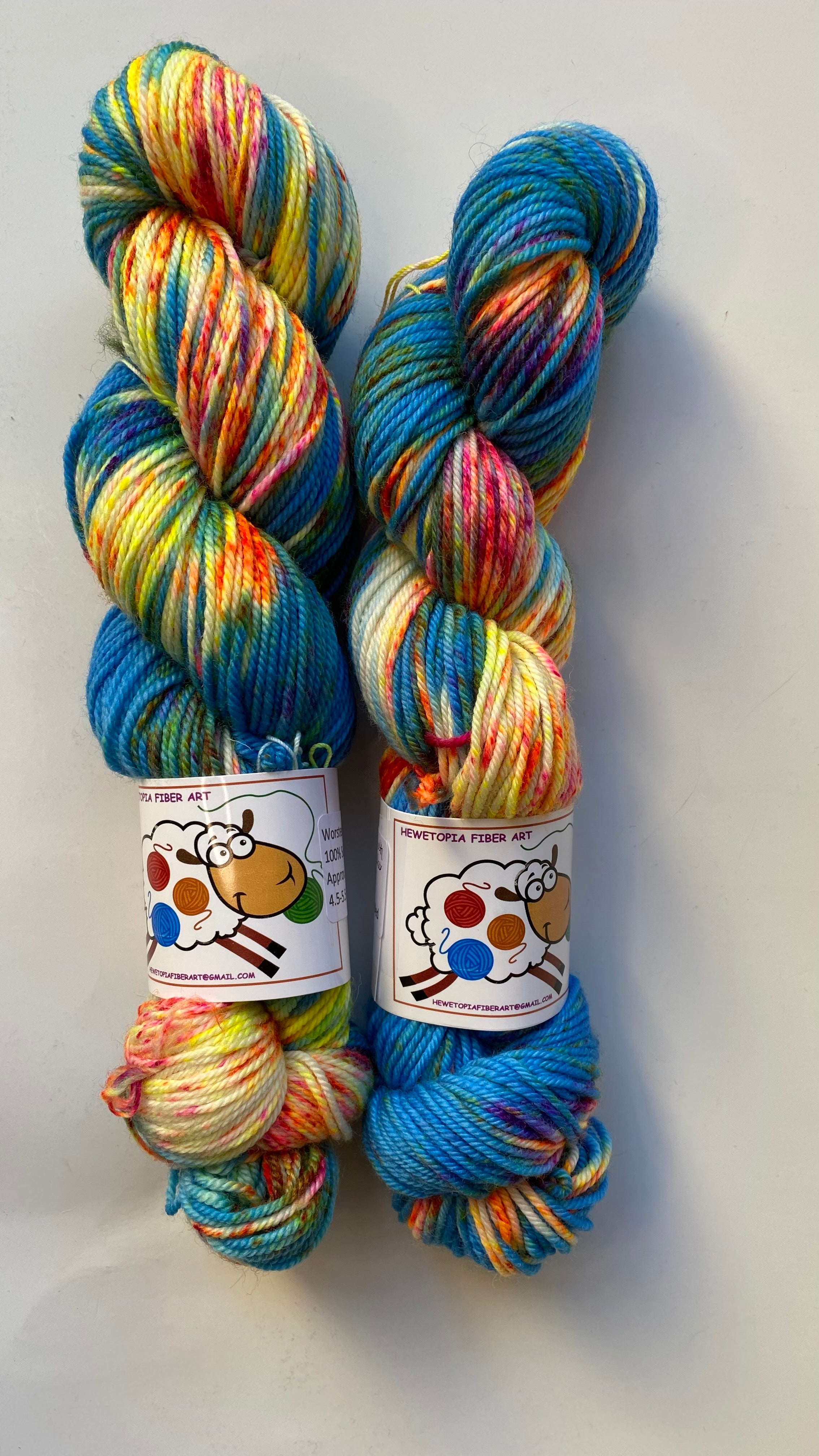 Lucy in the Sky with Speckles - Worsted - Hewetopia Fiber Art