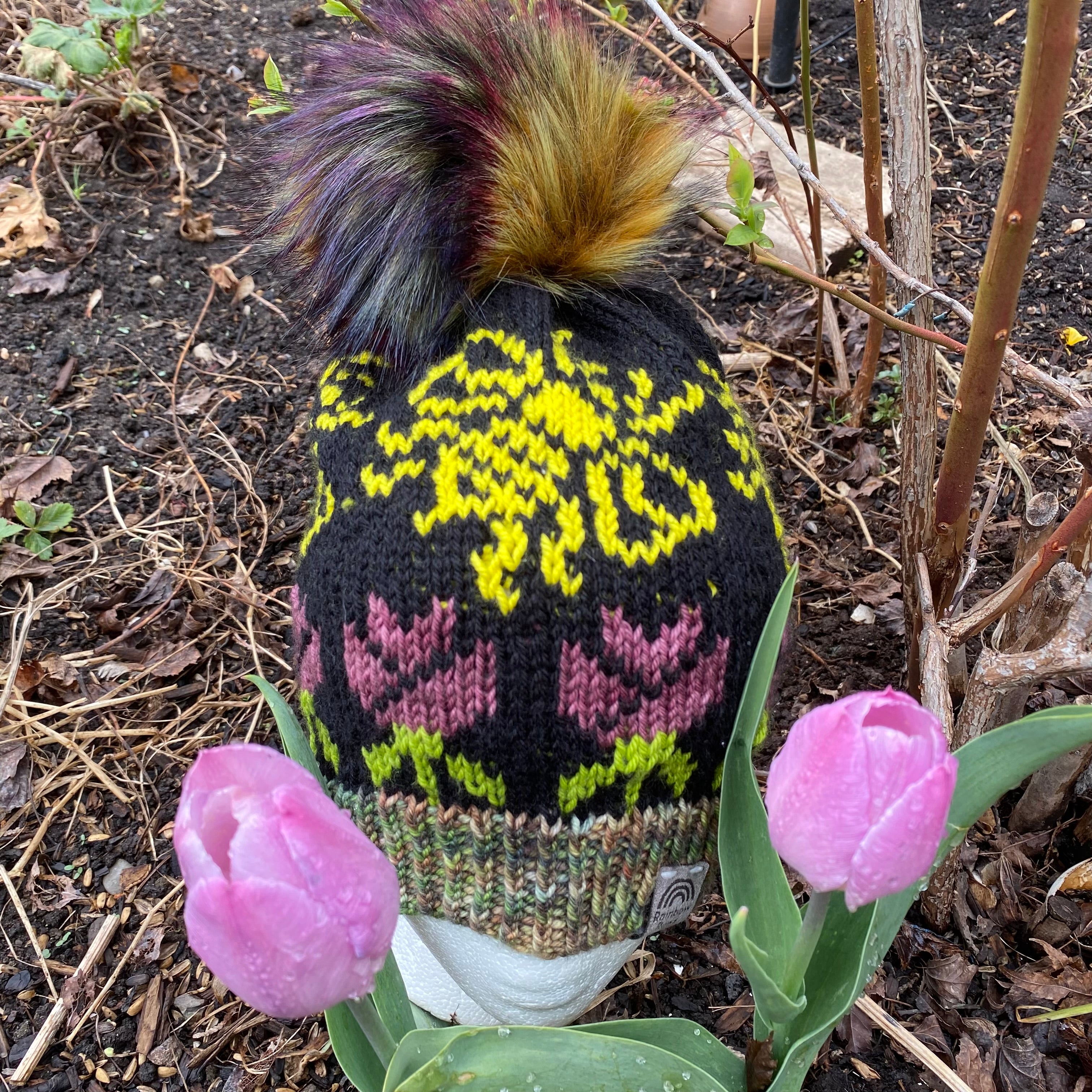 Save the Bees! Toque _ Knitting Pattern